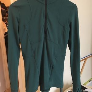 Lululemon running top